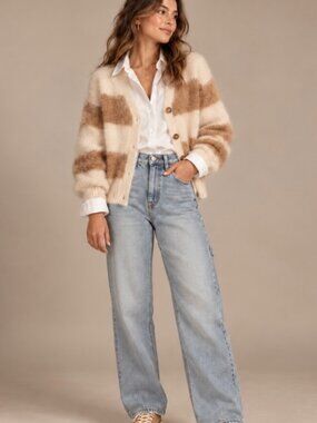 Light wash denim utility jeans Size 10 wide leg boho grunge distressed